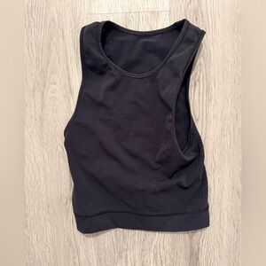 Lululemon black top